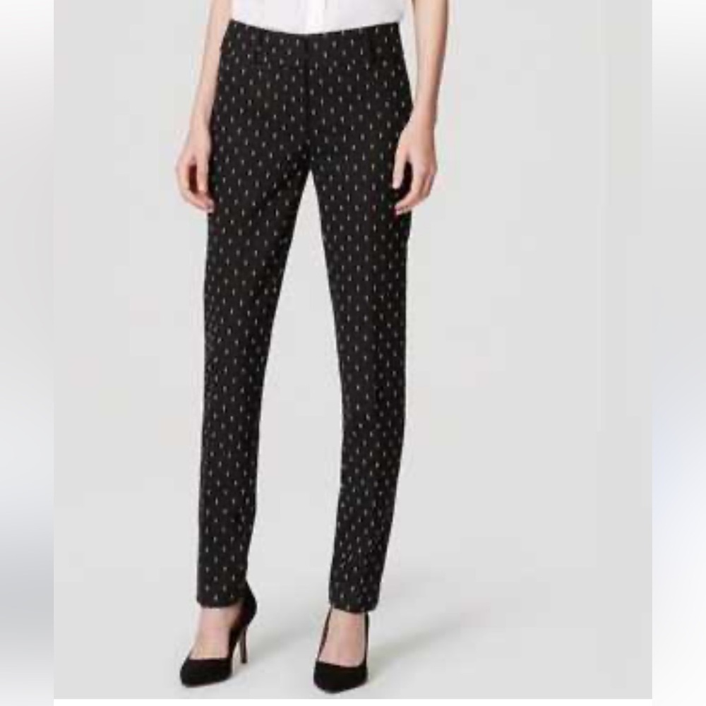 LOFT Marissa texttured Skinny pants - worn twice. Excellent condition